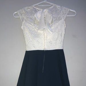 B darlin bowback color blocked dress size 1/2